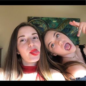 Meet your Posher, Lexi